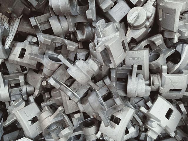 Koks anglies kiekis kaliojo ketaus liejiniuose?